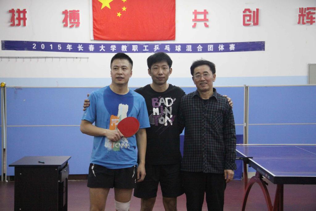 外国语学院代表队获得亚军(摄影:鞠佳宏)